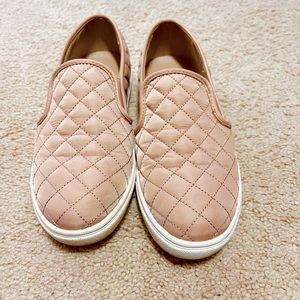 Blush Quilted Steve Madden slip-ons
